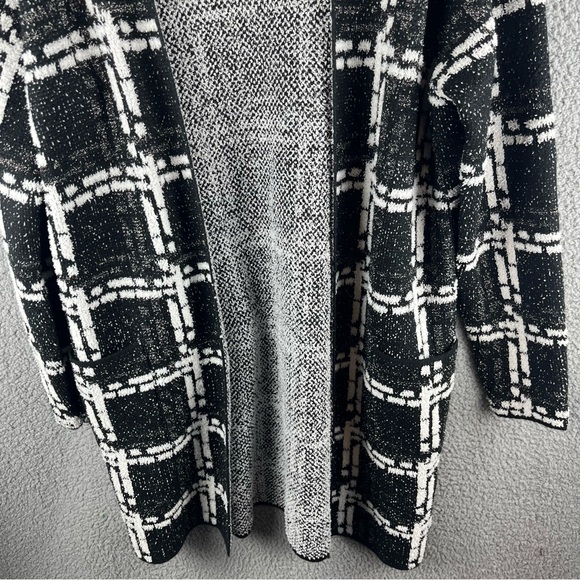 Nine West Women’s Large Clean Collar Coatigan Black White & Silver Sweater NWT - Picture 5 of 16